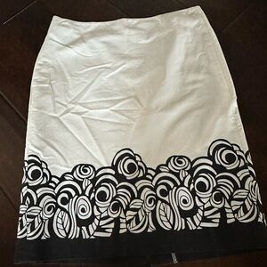 Ann Taylor White Pencil Skirt with Embellished Design for Cocktail